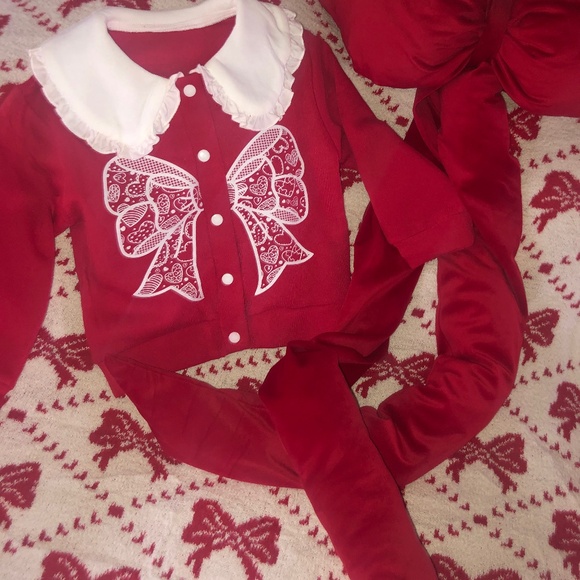 Holiday SALE Just in Beautiful Red Bow baby girl top with ruffled collar - Picture 1 of 5